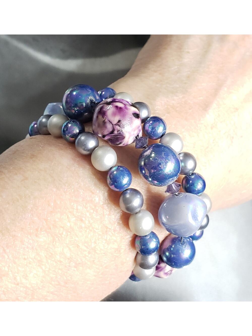 Vintage Blue & Purple Memory Wire Beaded Bracelet, 4 Rows- Mid-century‎ sbr-16